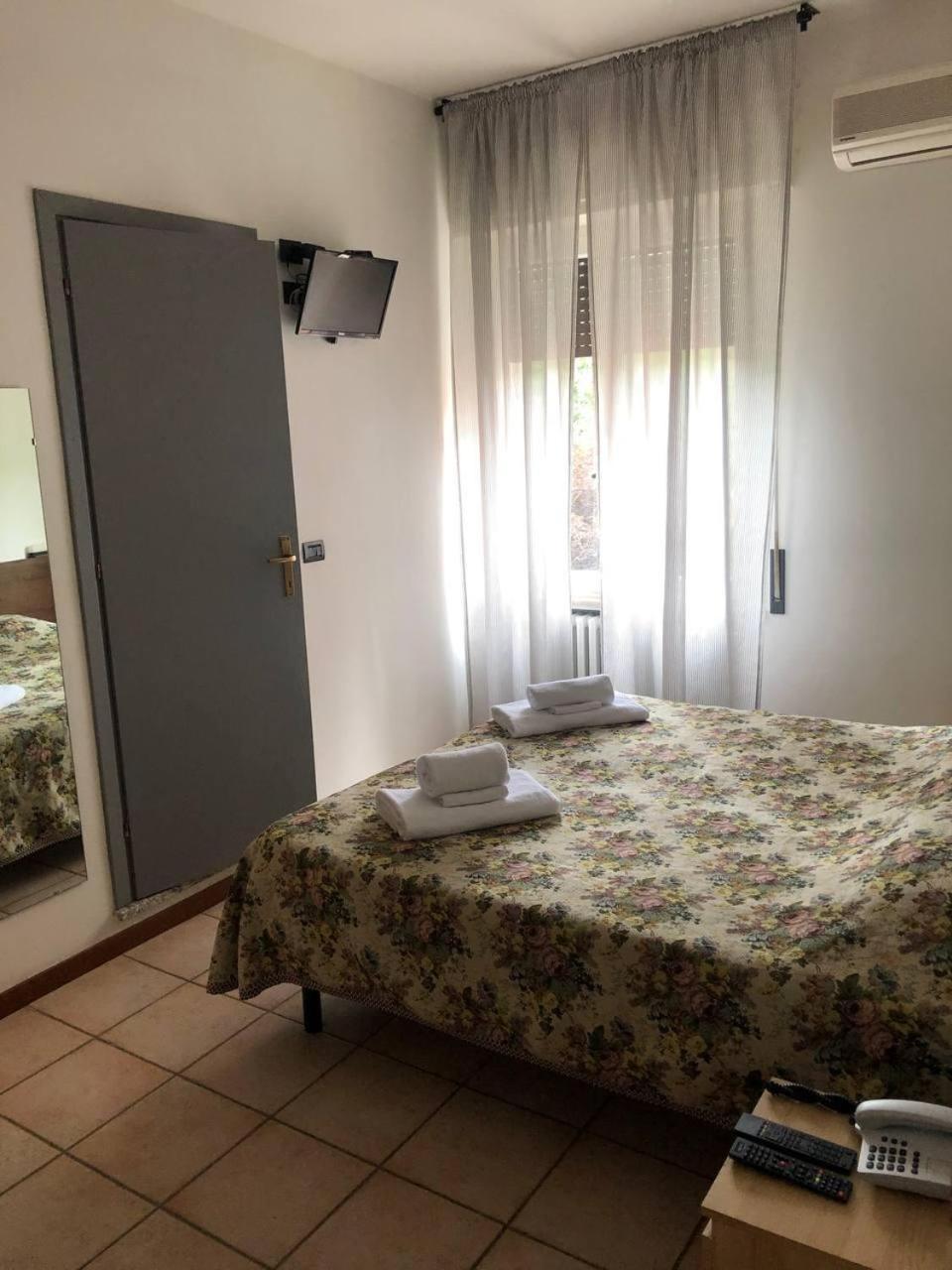 Be Me Hotel Helvetia Tabiano Terme Exterior photo